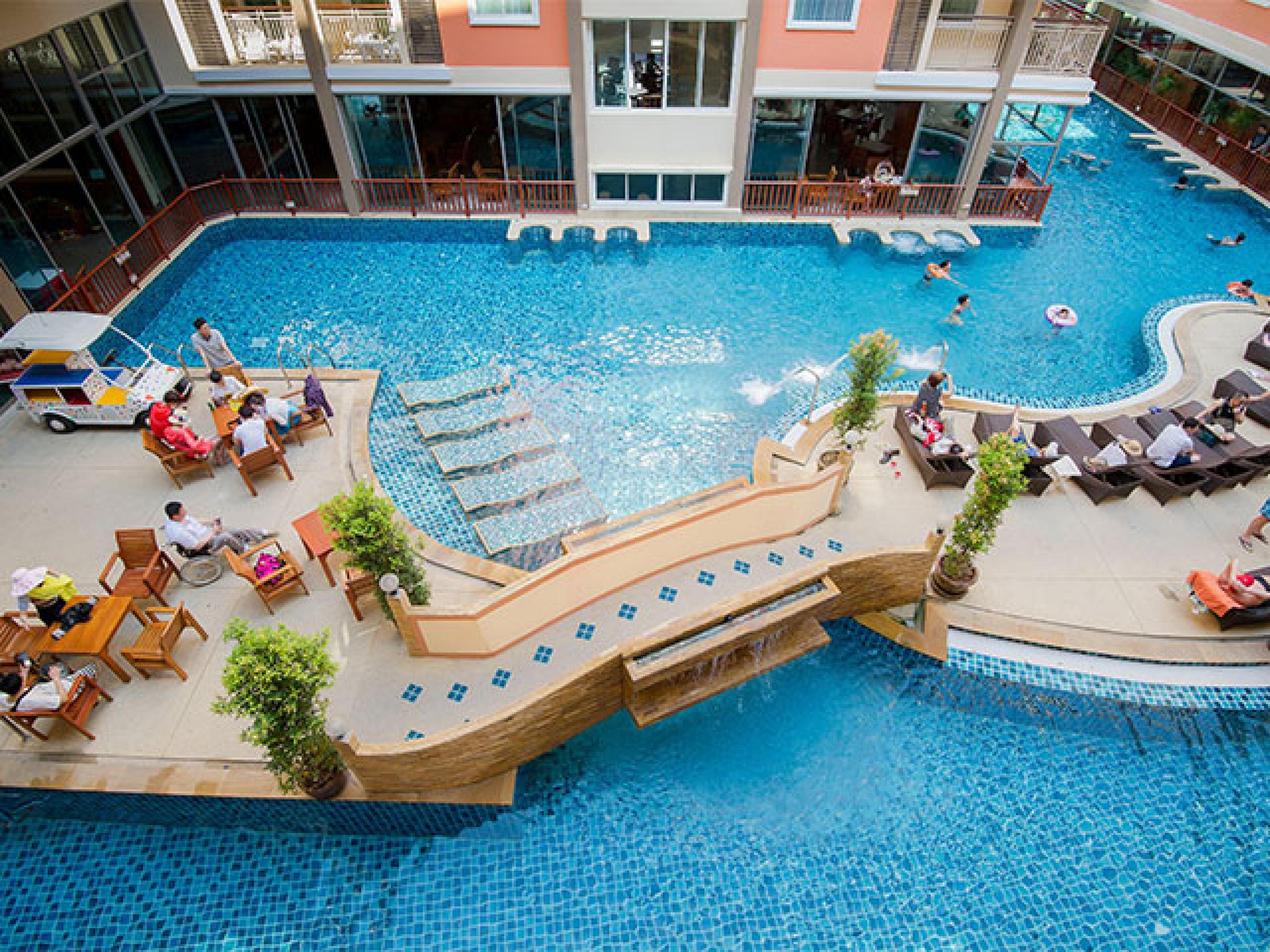 Bauman Residence Phuket Eksteriør bilde