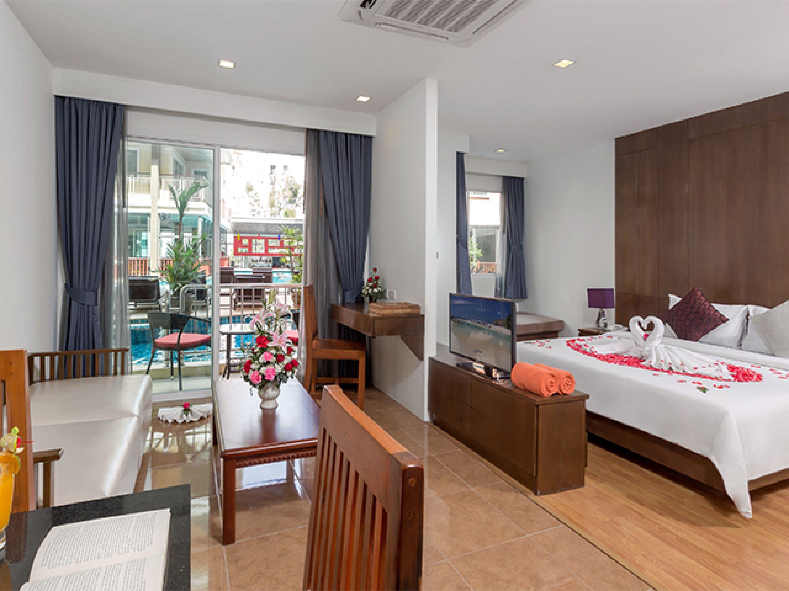 Bauman Residence Phuket Eksteriør bilde